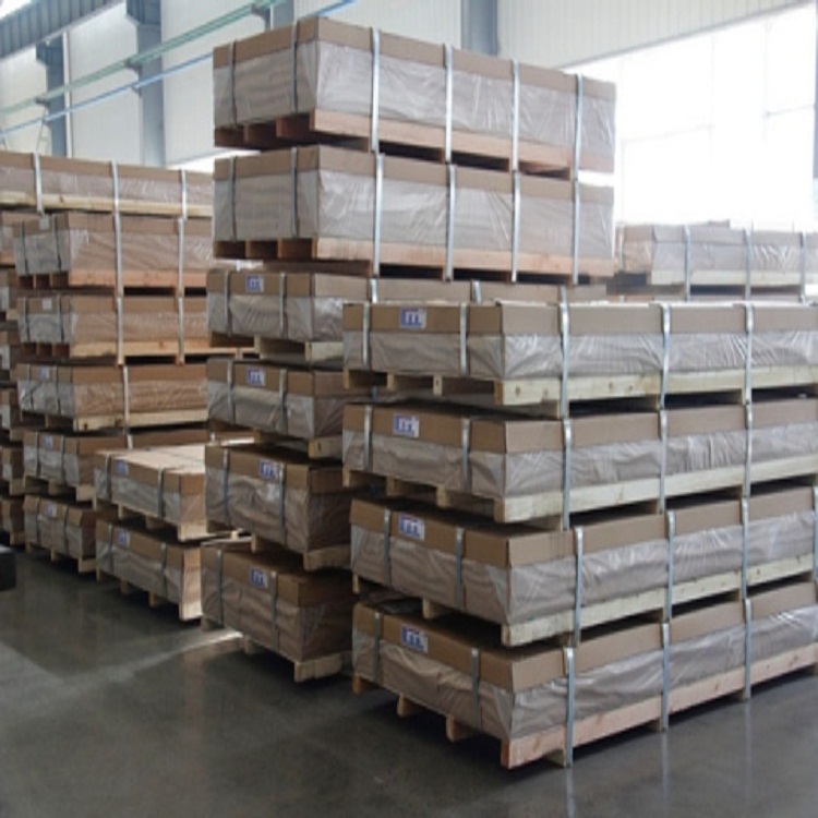 Aluminum plate manufacturer