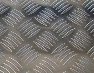 Anti slip aluminum plate